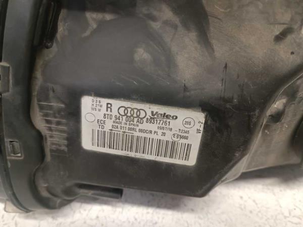 PHARE DROIT AUDI - Vue 3